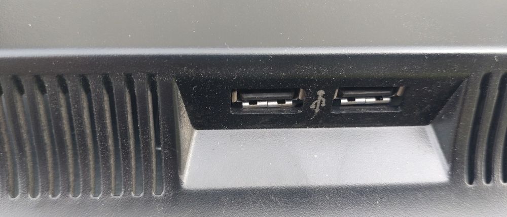 Monitor HP Compaq LA2206xc, Dell, Lenovo de 21.5 inch