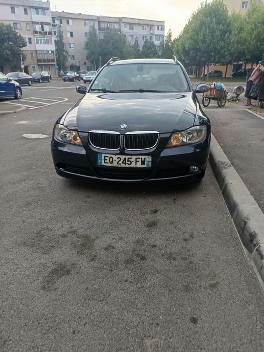 Vând BMW seria 3