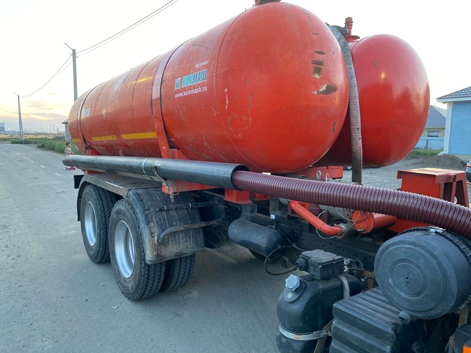 Продам очень срочно ассенизатор ваккум 10 куб