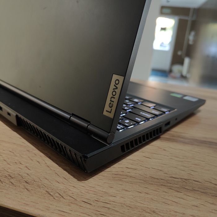 Игровой ноутбук  Lenovo Legion