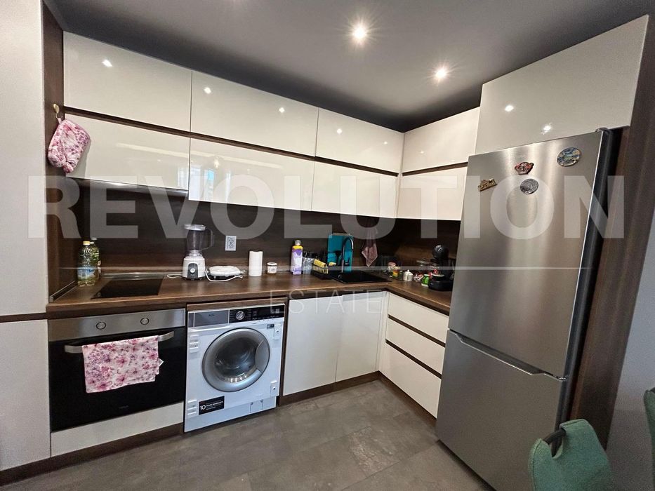 Продава се Двустаен апартамент в София, Студентски град - 50 кв.м за 3900 €/кв.м - Снимка #3