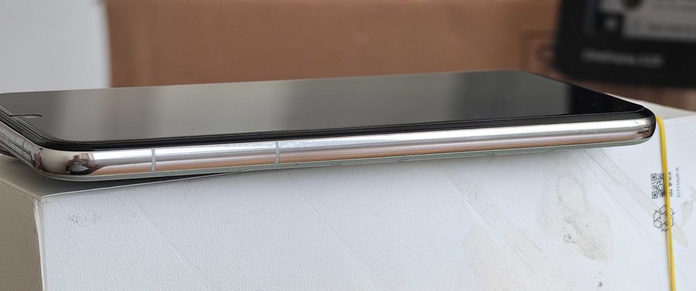 Huawei Pura 70 Ultra, nou, garantie 12 luni, full box