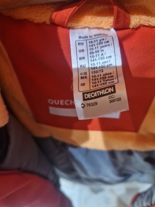 Geaca groasa impermeabila pt 10-11 ani la doar 45 lei