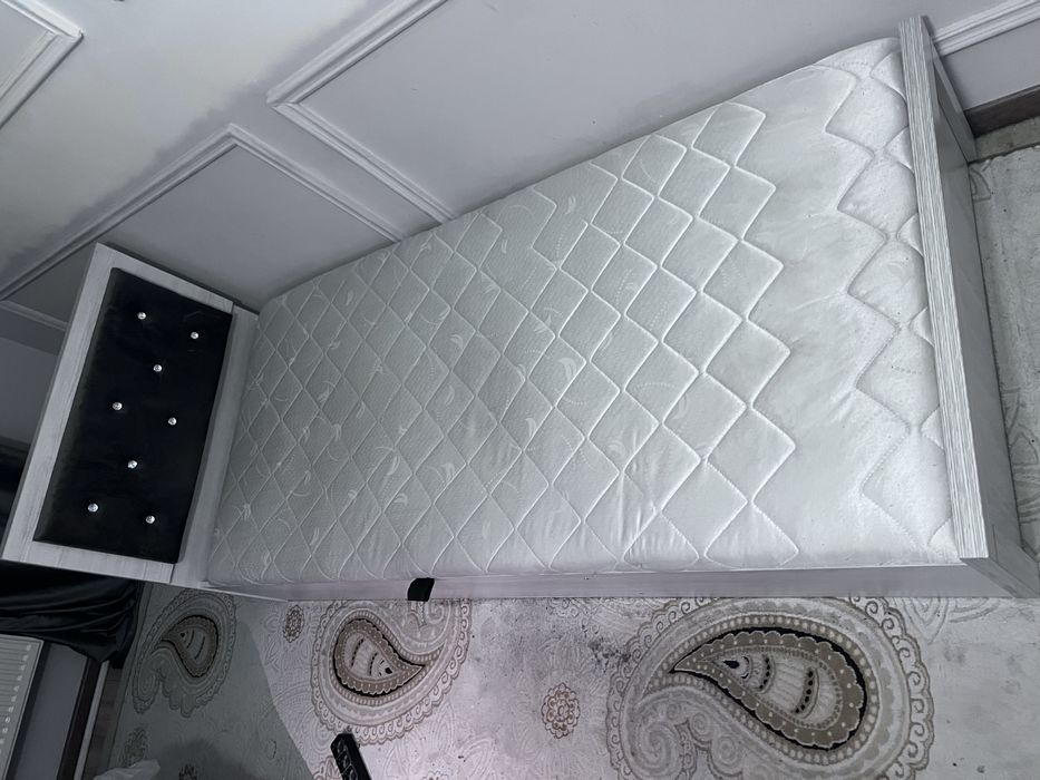 кровать холади яхши