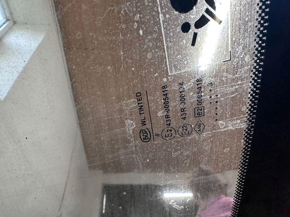 Оригинальное лобовое стекло ЛАДА ЛАРГУС