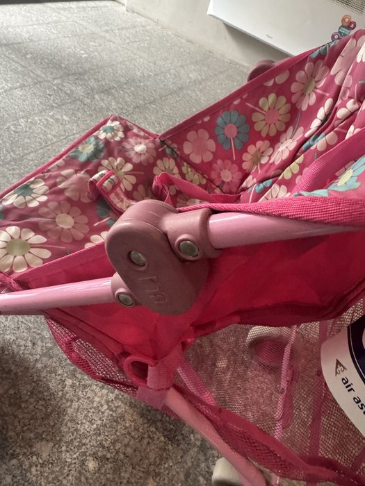 Продам прогулочную коляску Mothercare