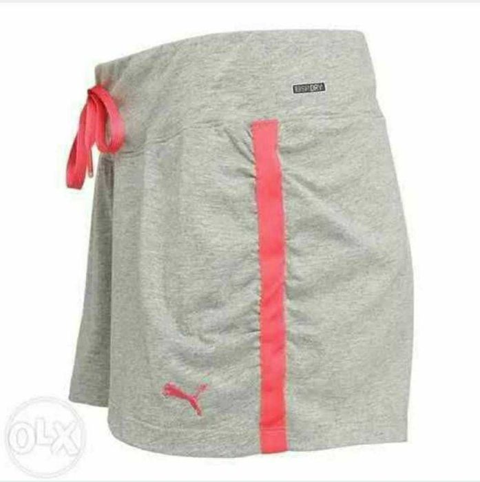 Pantaloni scurti Puma pentru femei (dama)