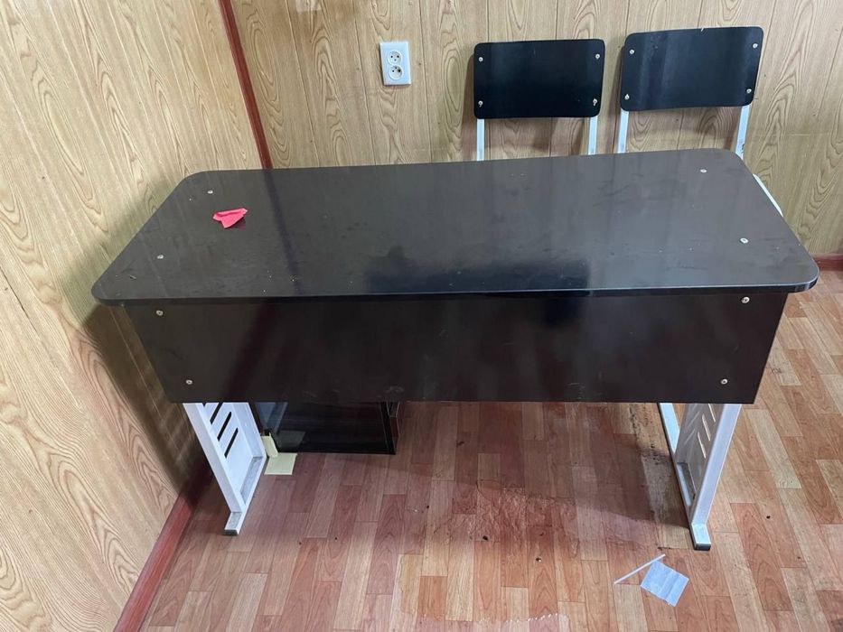 Ikkitalik parta , o'quv markazlari uchun , 9 ta parta va 18 ta stul