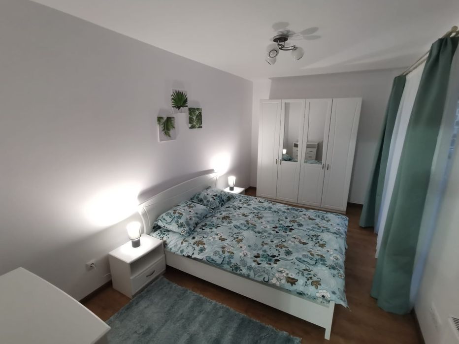 Închiriez apartament 2 camere