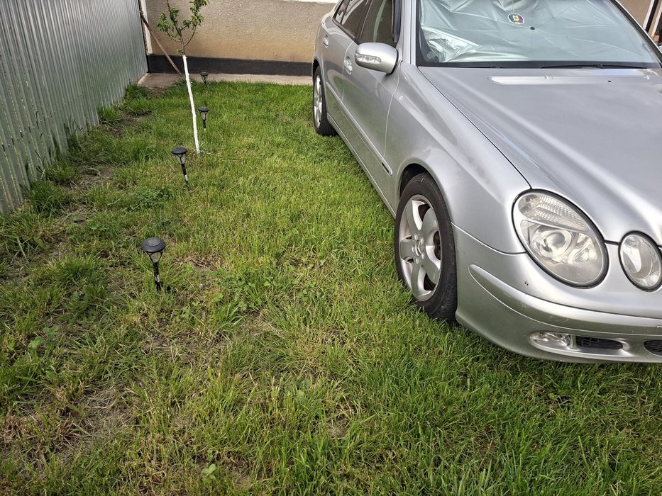 Vând Mercedes E-class w211