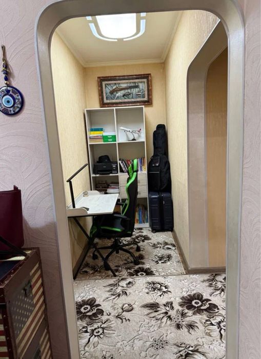 Ойбек Госпитальный 2/2/9 62м2 , продается квартира