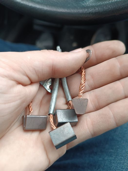 Щетки стартера заз