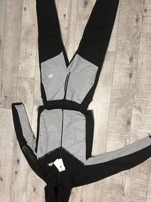 Trening nike tech nou nout