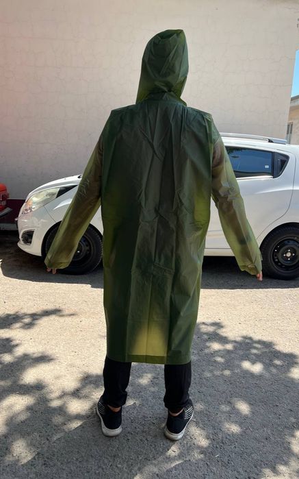 Плащ Дождевик многоразовый на замке без замок тоже есть    30.000 Сум
