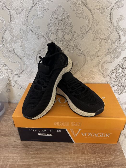 Женские кросовки