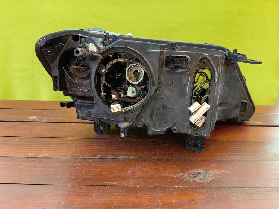 Фар за BMW X3 F25 Dynamic Xenon / БМВ х3 Ф25 Динамик Ксенон