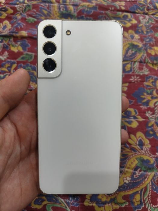 Samsung s22 plus 8/256gb pas kopiya aybi ekranida dogi bor