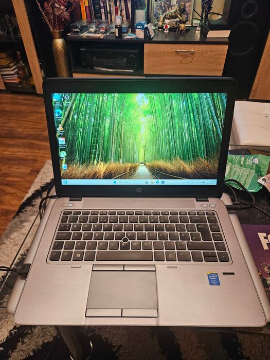 HP EliteBook 840  i7