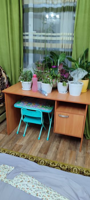 Продам парту в хорошем состоянии