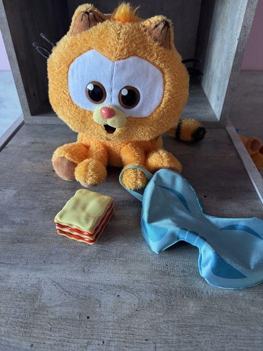 Интерактивна плюшена играчка Гарфилд