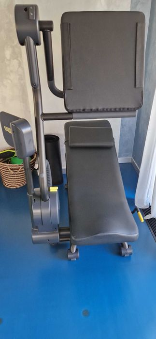 Тренажер для расстяжки Technogym