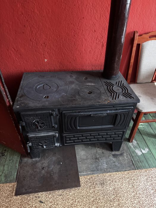 Продавам къща / етаж от къща в гр. Вършец