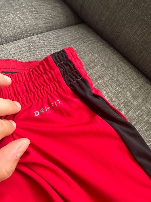 Vand pantaloni scurti barbati Jordan