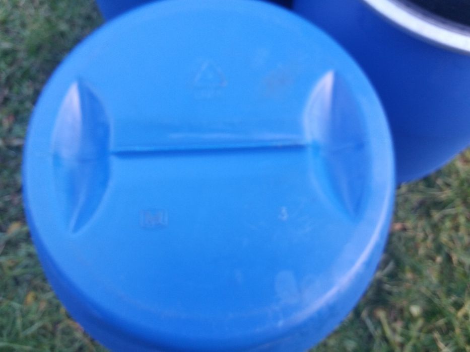 Butoi din plastic alimentar 60 litri