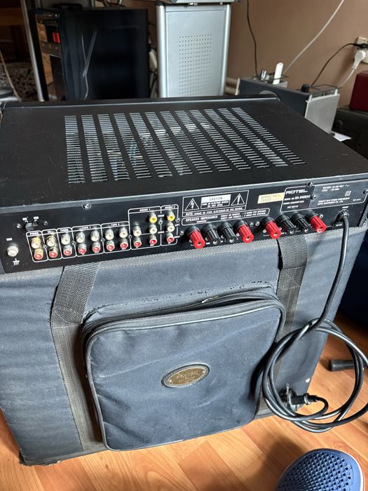 Amolificator Hifi Rotel