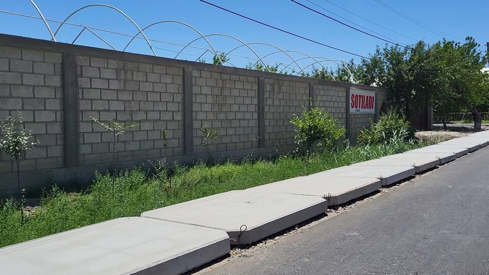 Бино  сотилади угловой