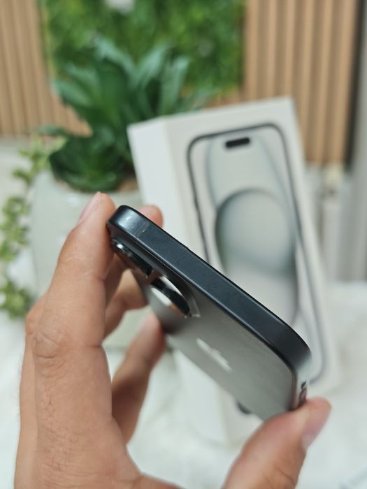 iPhone 15 128 GB