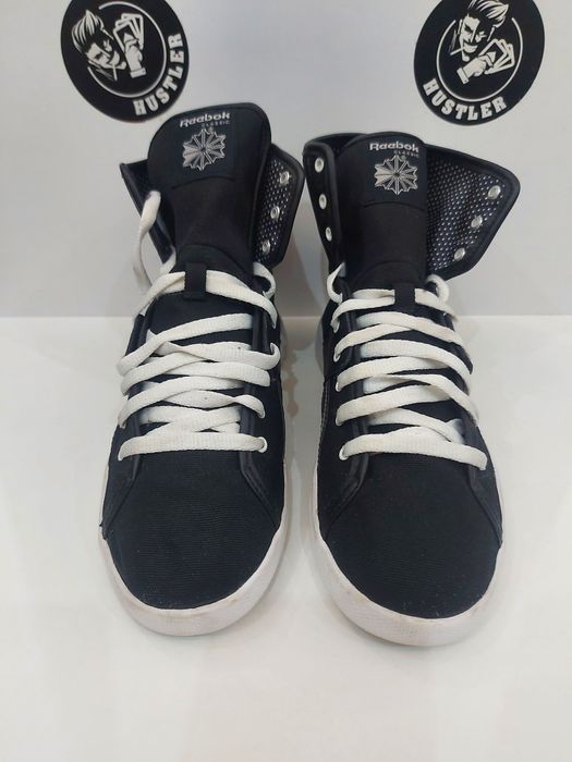 Дамски кецове REEBOK. Номер 39