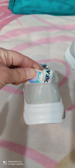 Продам ботиночки на девочку