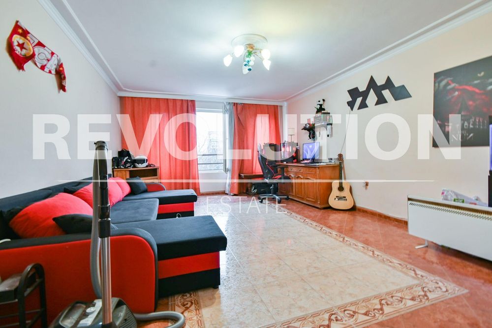Дава се под наем Тристаен апартамент в София, Банишора - 120 кв.м за 896.58 € - Снимка #5