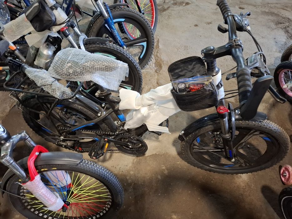 РАСПРОДАЖА...20 i 24 razmeri velosipedi pradayom