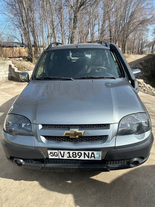 Нива Шевролет Автомобил сотилади