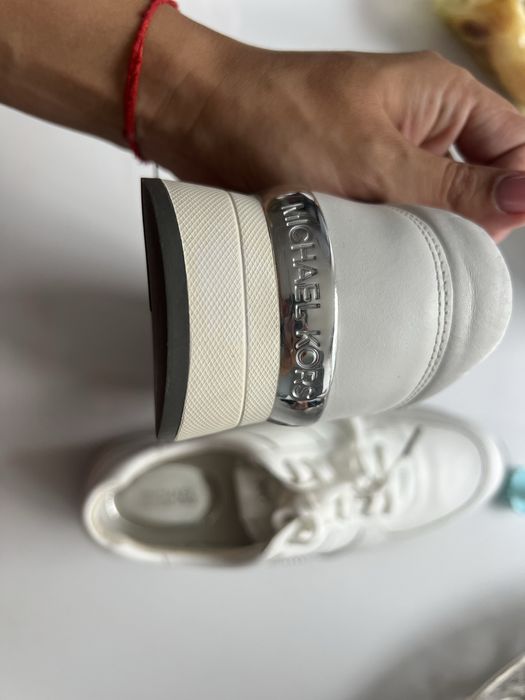 Маратонки- естествена кожа