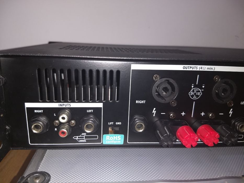 - Amplificator Monacor Stage Line  pt sonorizare .