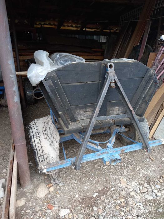 Tractor, freza, caruta