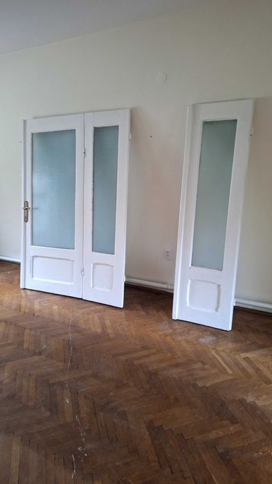 Uși și ferestre second-hand