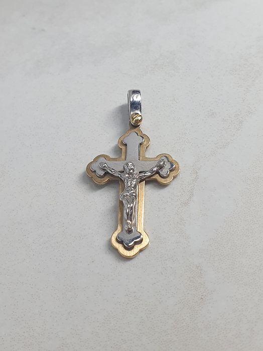 Cruce din aur de 14K galben și alb – gramaj 2,85 g – stare nouă