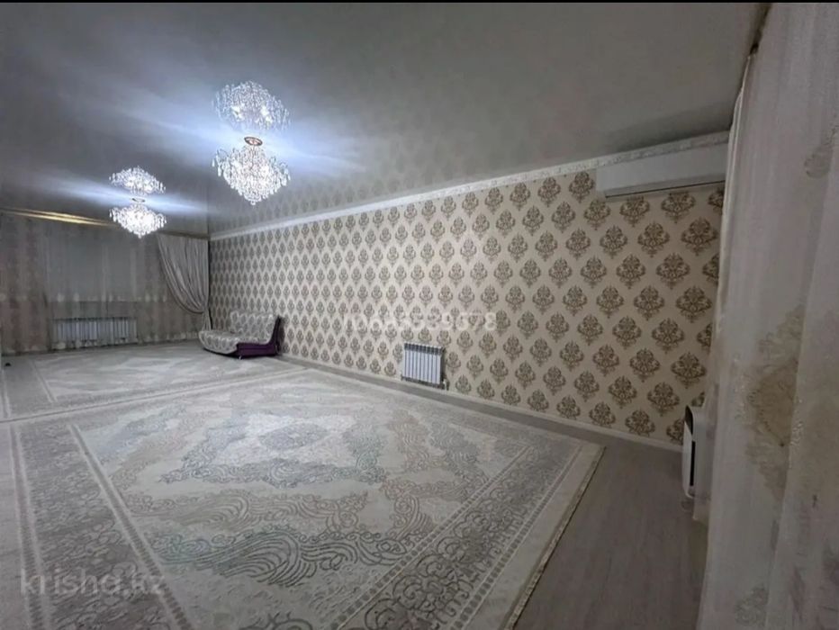 Дом просторный большрй