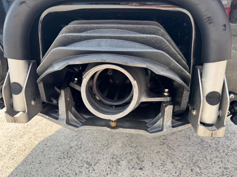 Jet Ski Kawasaki 310LX îs 300cp 4cilindri