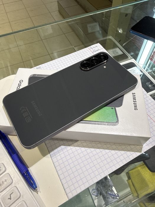 Samsung A56.