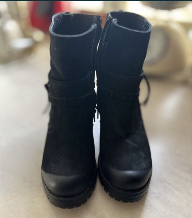 Боти и бутуши 37 номер