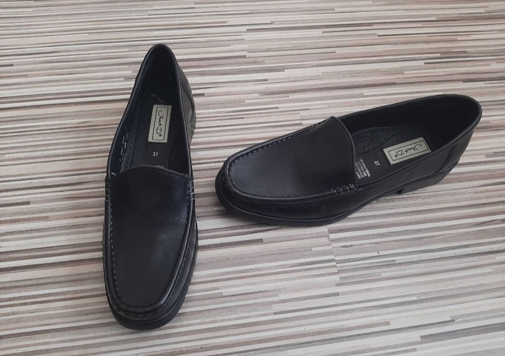 Pantofi noi piele Janet D. mărime 37.