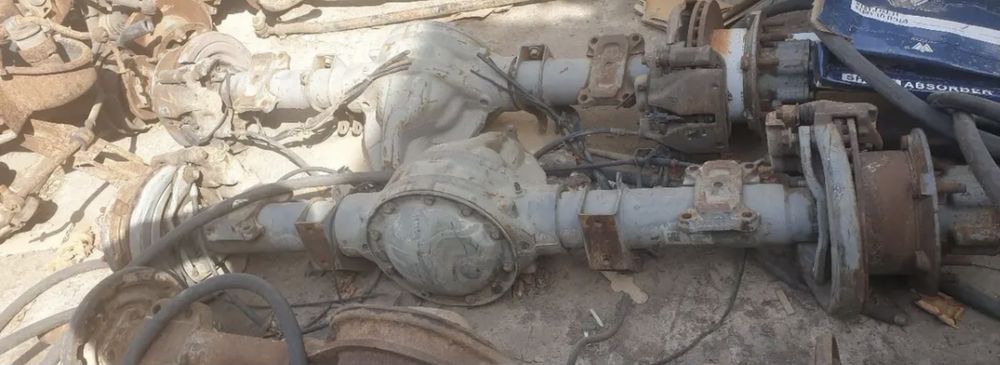 Мост 906 Mercedes Мерседес