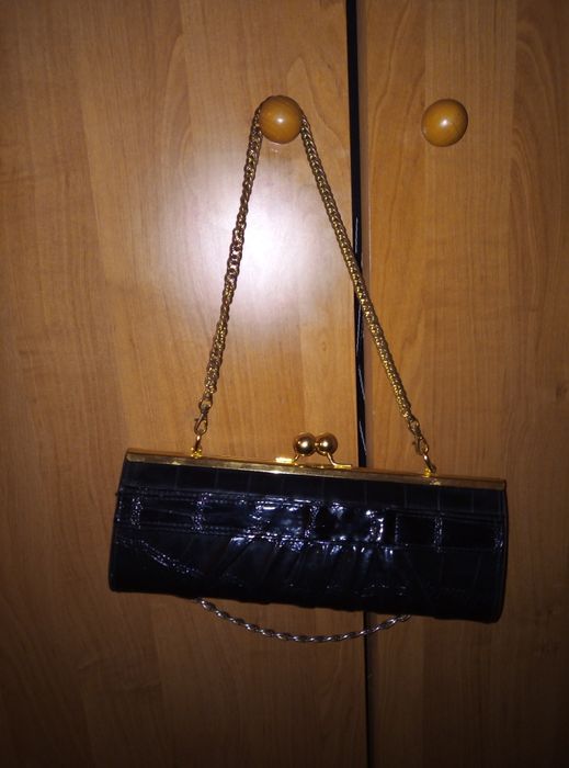 Продам    клатч.