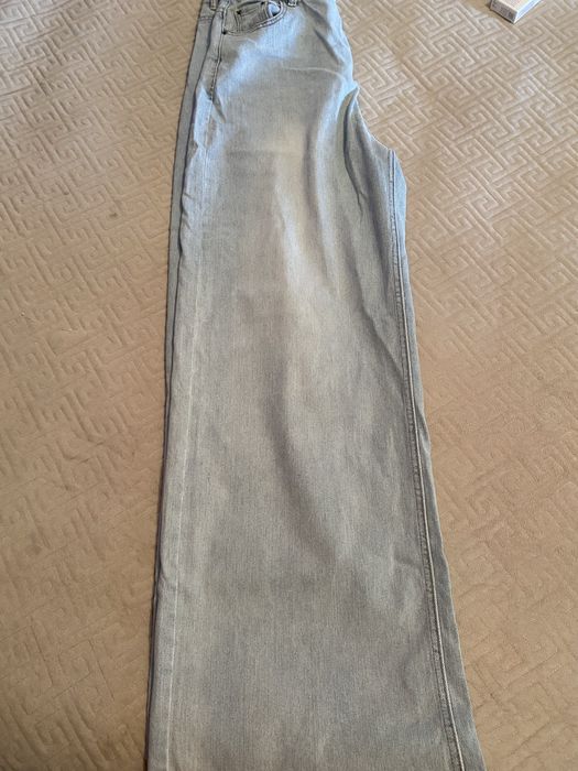 Продажа джинсы новый (без итикетов)