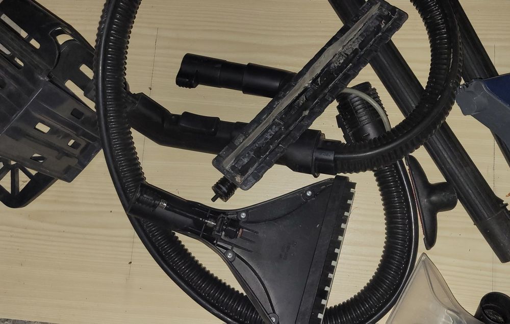 Перяща прахосмукачка.